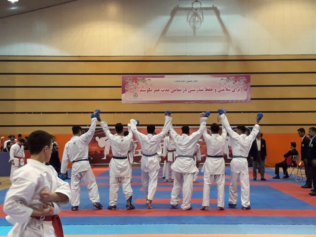 برگزاری مسابقات کاراته بانوان در باشگاه ورزشی شهرداری انار بمناسبت هفته تربیت بدنی برگزاری مسابقات کاراته بانوان در باشگاه ورزشی شهرداری انار بمناسبت هفته تربیت بدنی